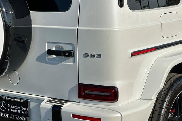 Photo of 2024 MANUFAKTUR Moonlight White Metallic Mercedes-Benz AMG G 63