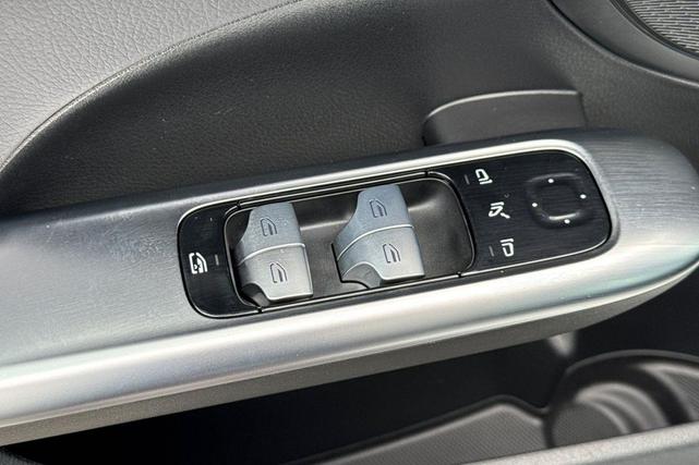 Photo of 2025 Polar White Mercedes-Benz C-Class
