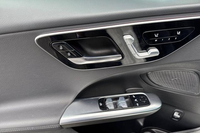 Photo of 2025 Polar White Mercedes-Benz C-Class