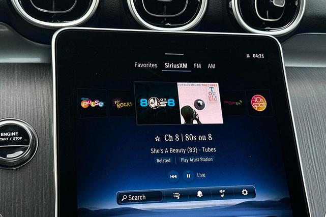 Photo of 2025 Polar White Mercedes-Benz GLC 350e