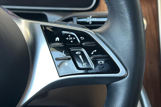 Photo of 2024 Polar White Mercedes-Benz C-Class