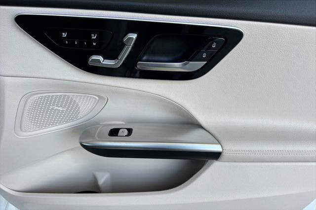 Photo of 2024 Polar White Mercedes-Benz C-Class