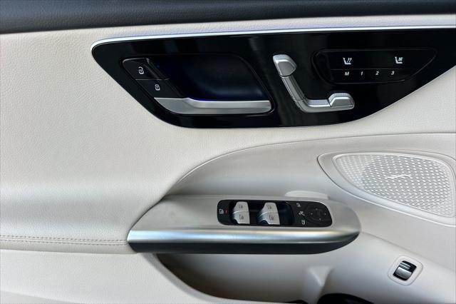 Photo of 2024 Polar White Mercedes-Benz C-Class