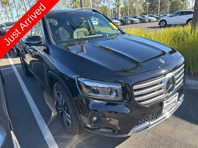Photo of 2025 Night Black Mercedes-Benz GLB 250