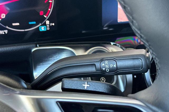 Photo of 2026 Mountain Grey Metallic Mercedes-Benz GLB 250