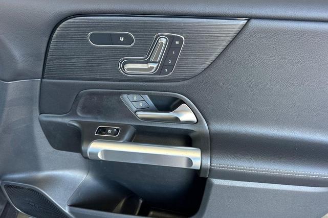 Photo of 2026 Mountain Grey Metallic Mercedes-Benz GLB 250