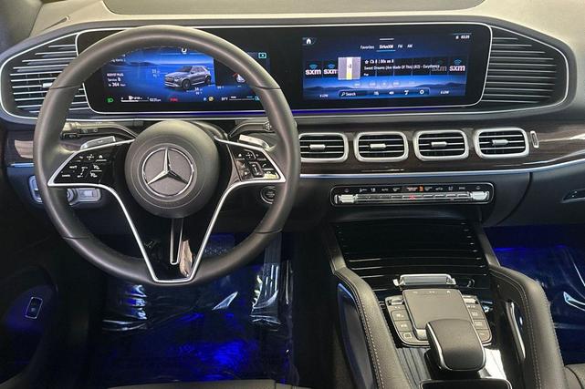 Photo of 2025 Black Mercedes-Benz GLE 350