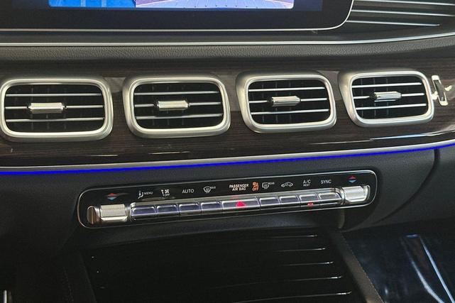Photo of 2025 Black Mercedes-Benz GLE 350