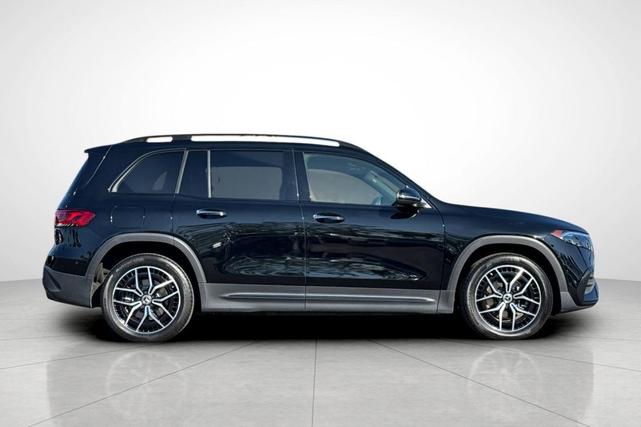 Photo of 2023 Night Black Mercedes-Benz EQB 300