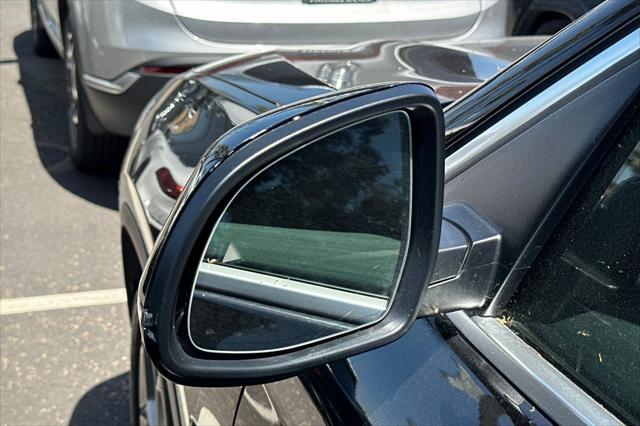 Photo of 2022 Jet Black BMW X3