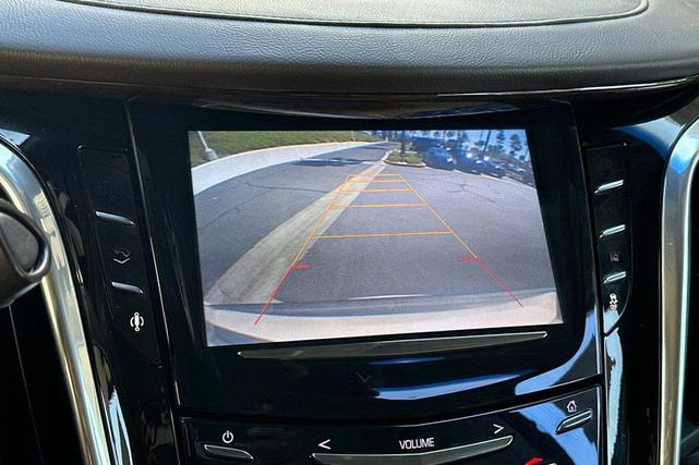 Photo of 2015 White Diamond Tricoat Cadillac Escalade ESV