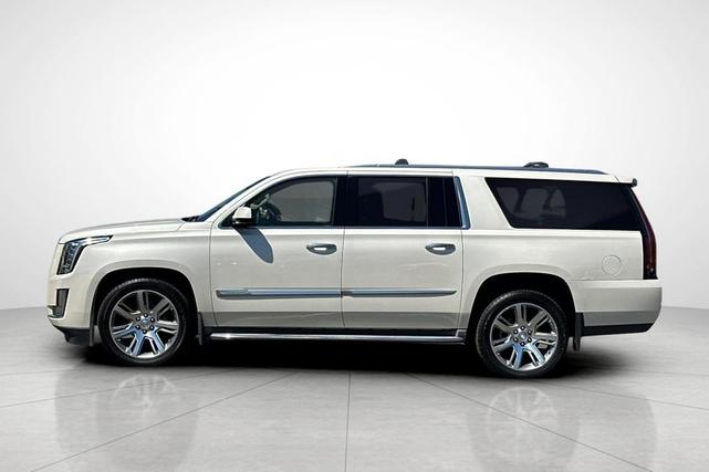 Photo of 2015 White Diamond Tricoat Cadillac Escalade ESV