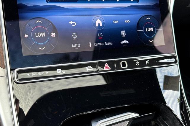 Photo of 2025 Black Mercedes-Benz C-Class