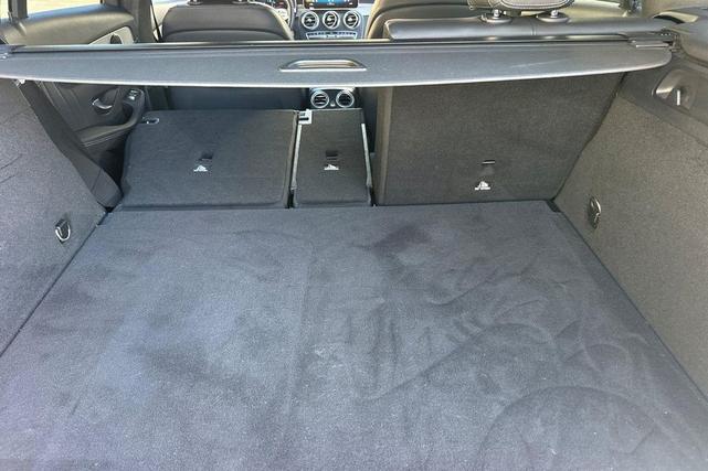 Photo of 2022 MANUFAKTUR Selenite Grey Magno Mercedes-Benz GLC 300