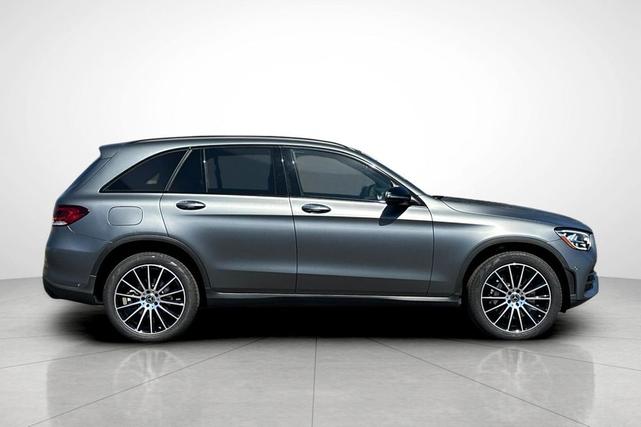 Photo of 2022 MANUFAKTUR Selenite Grey Magno Mercedes-Benz GLC 300