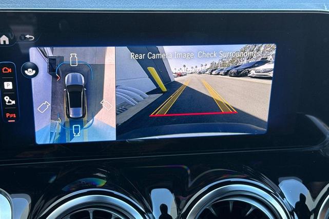 Photo of 2025 Polar White Mercedes-Benz EQB 250