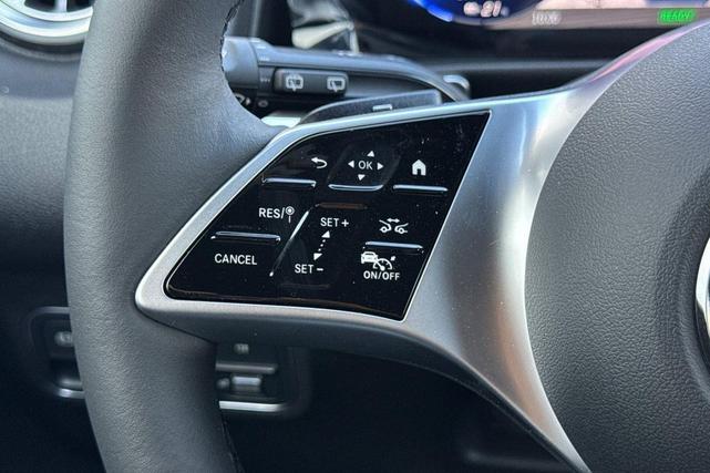 Photo of 2025 Polar White Mercedes-Benz EQB 250