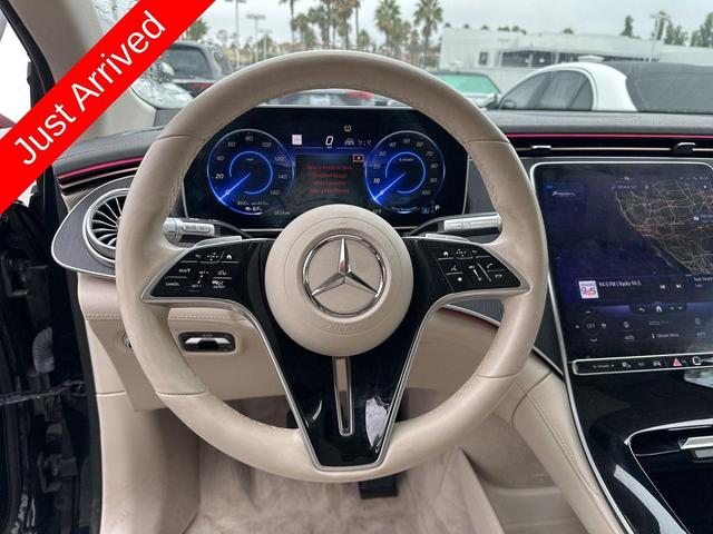 Photo of 2023 Emerald Green Metallic Mercedes-Benz EQS 450