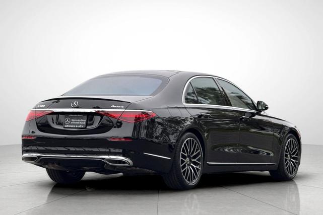 Photo of 2025 Black Mercedes-Benz S-Class