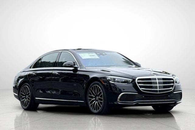 Photo of 2025 Black Mercedes-Benz S-Class