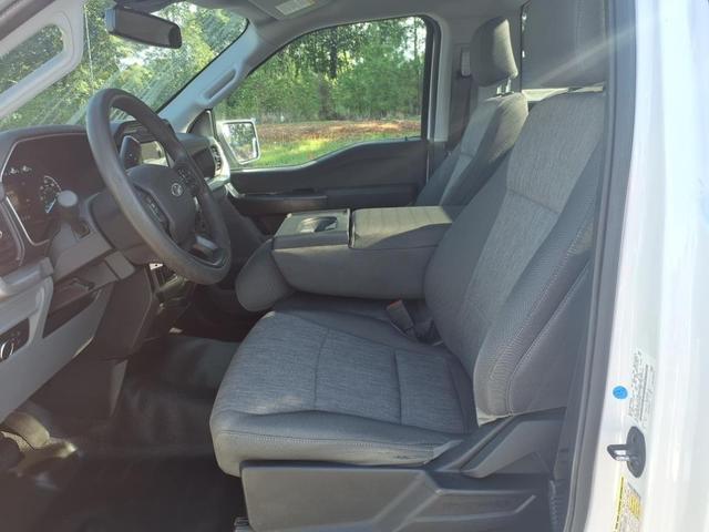 Photo of 2022 Oxford White Ford F-150