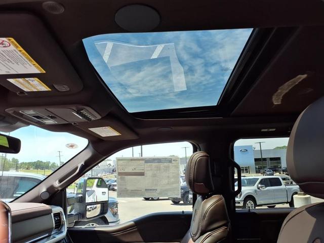 Photo of 2025 Star White Ford F-250
