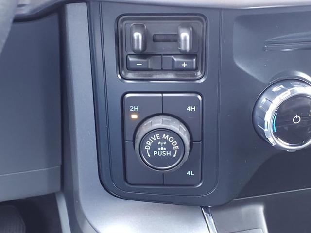 Photo of 2025 Agate Black Metallic Ford F-150