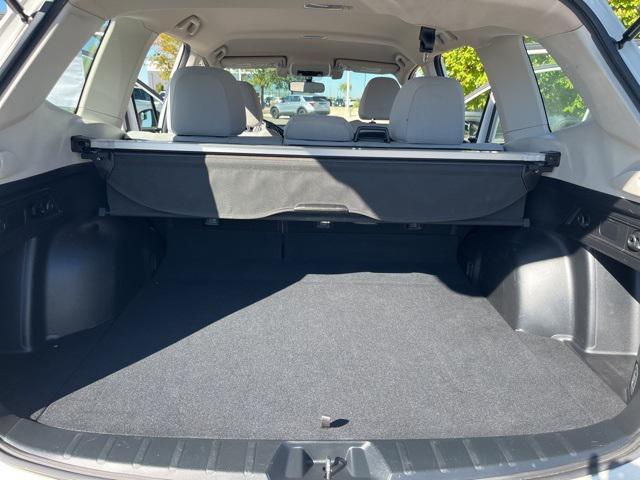 Photo of 2020 Crystal White Pearl Subaru Forester