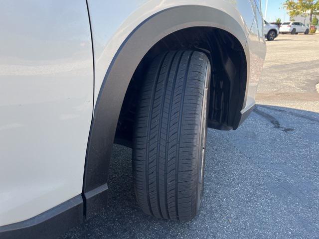 Photo of 2020 Crystal White Pearl Subaru Forester