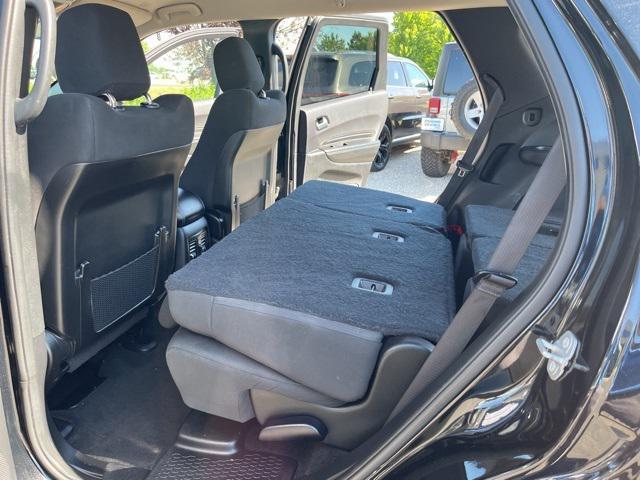 Photo of 2022 DB Black Clearcoat Dodge Durango