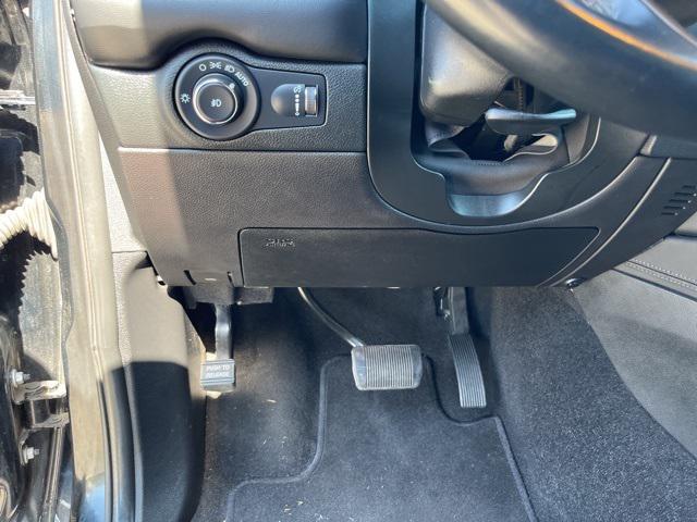 Photo of 2022 DB Black Clearcoat Dodge Durango