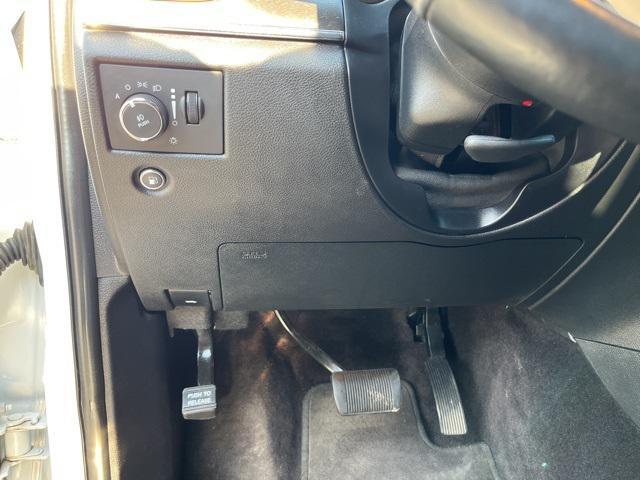 Photo of 2016 Bright White Clearcoat Jeep Grand Cherokee