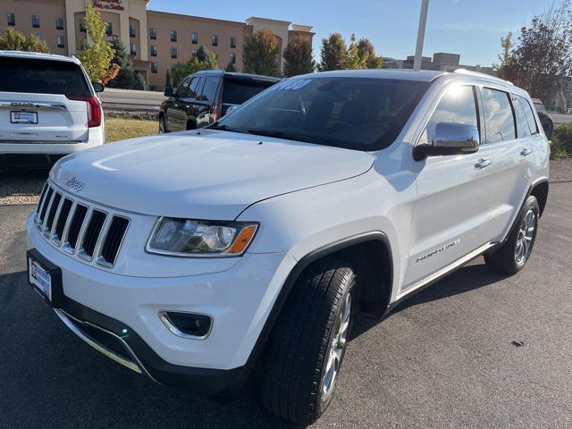 Photo of 2016 Bright White Clearcoat Jeep Grand Cherokee
