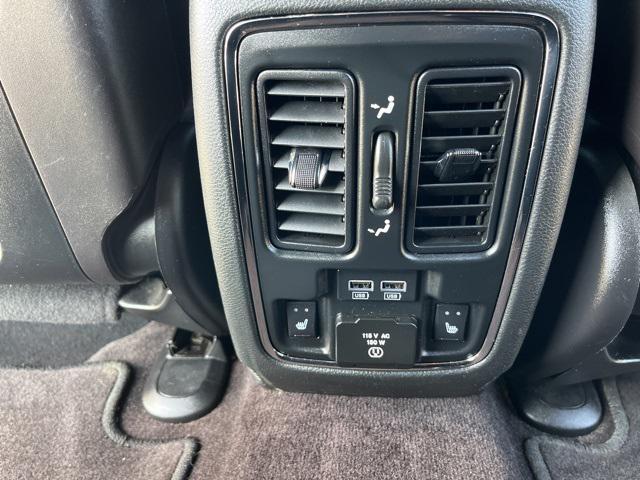 Photo of 2016 Bright White Clearcoat Jeep Grand Cherokee