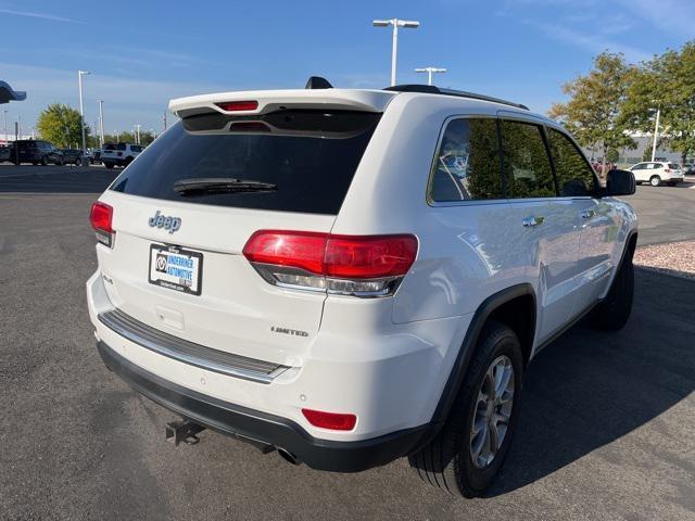 Photo of 2016 Bright White Clearcoat Jeep Grand Cherokee