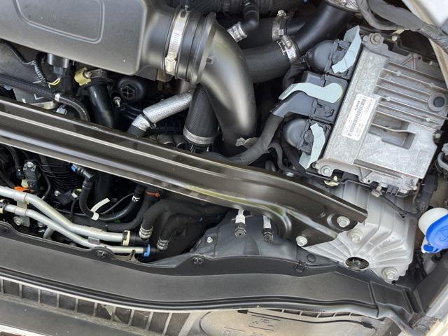 Photo of 2021 Iconic Silver Metallic Ford Explorer