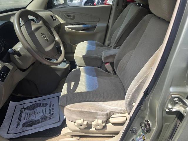 Photo of 2006 Platinum Green Hyundai TUCSON