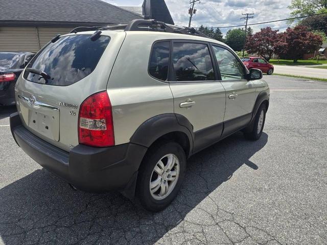 Photo of 2006 Platinum Green Hyundai TUCSON