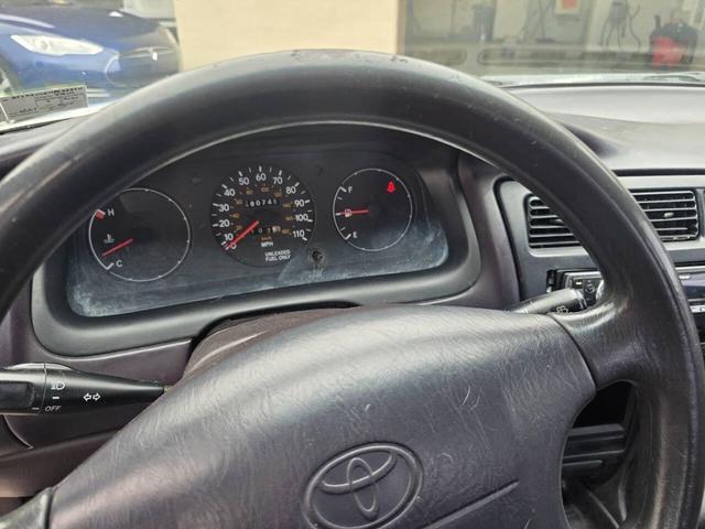 Photo of 1993 Champagne Toyota Corolla