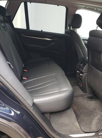 Photo of 2016 Imperial Blue Metallic BMW X5