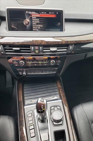 Photo of 2016 Imperial Blue Metallic BMW X5