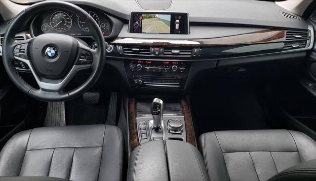 Photo of 2016 Imperial Blue Metallic BMW X5