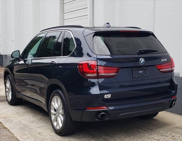 Photo of 2016 Imperial Blue Metallic BMW X5