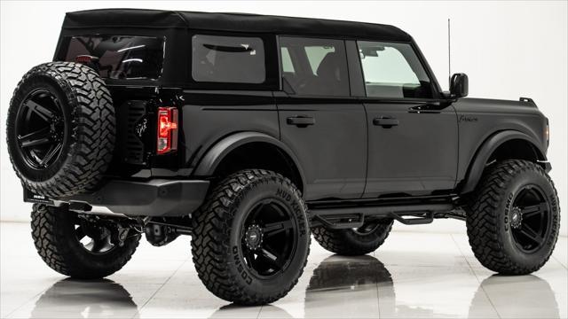 Photo of 2025 Shadow Black Ford Bronco
