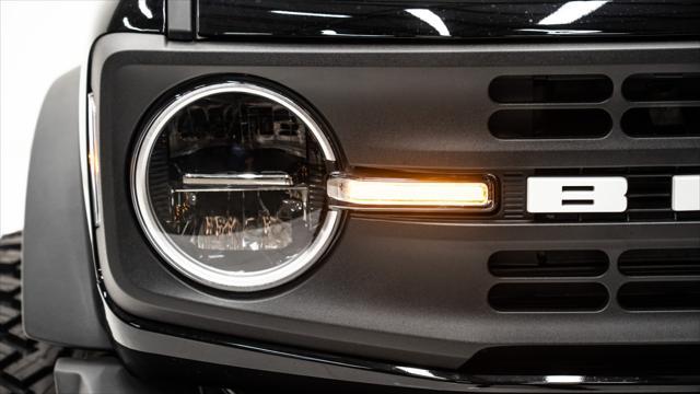 Photo of 2025 Shadow Black Ford Bronco