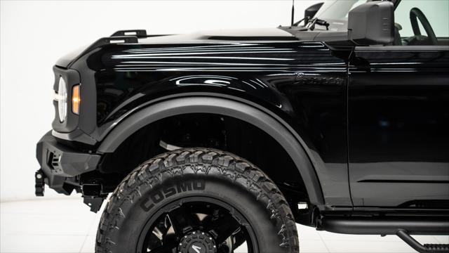 Photo of 2025 Shadow Black Ford Bronco