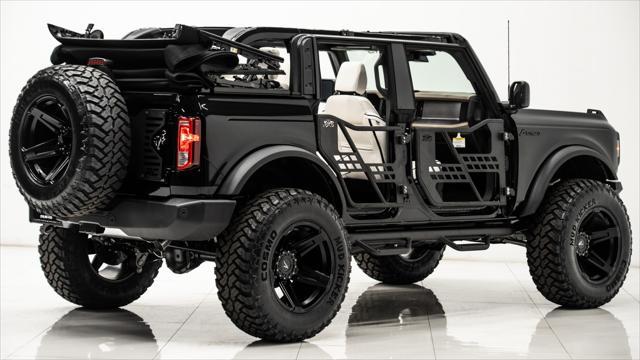 Photo of 2025 Shadow Black Ford Bronco