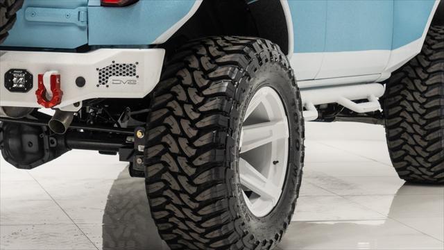 Photo of 2025 Velocity Blue Metallic Ford Bronco