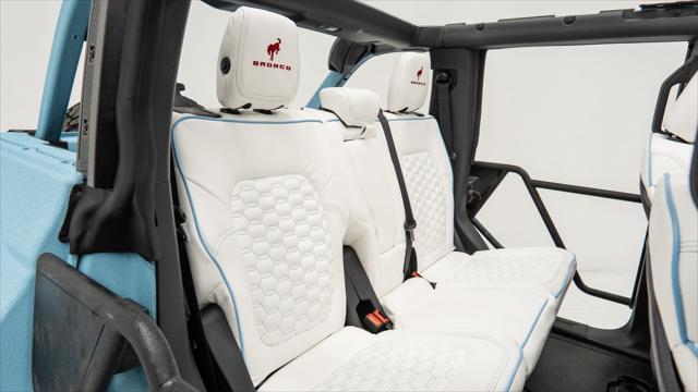 Photo of 2025 Velocity Blue Metallic Ford Bronco