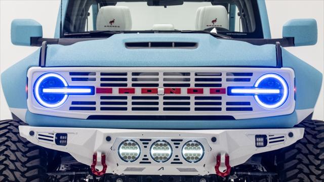 Photo of 2025 Velocity Blue Metallic Ford Bronco